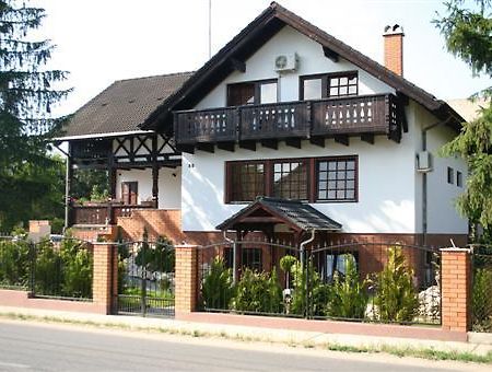 Dunakanyar Bed & Breakfast Гёд Экстерьер фото